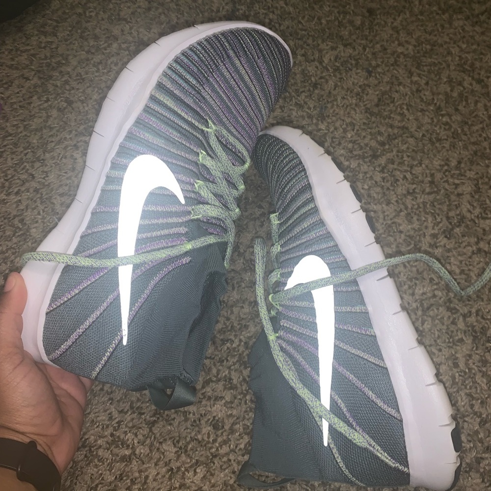 Nike flyknit sneakers